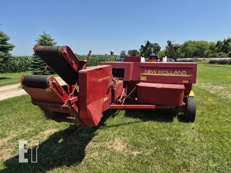 new-holland-570-image-5
