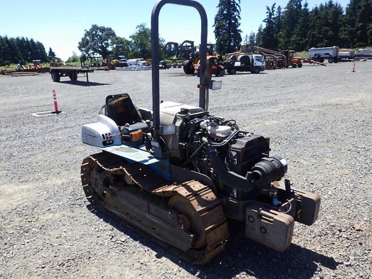 argo-tractors-1tbl/as-tracked-tractor-image-3