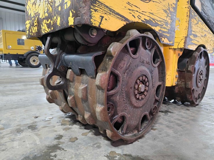 2019-bomag-bmp8500-image-18