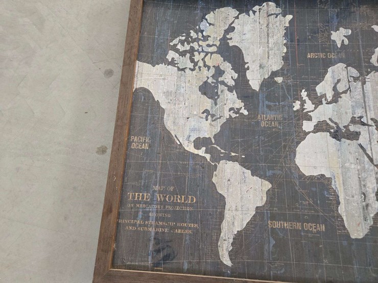 the-world-map-framed-image-3