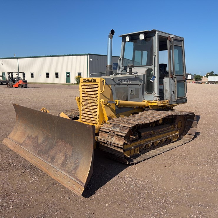 2002 Komatsu D38P Dozer