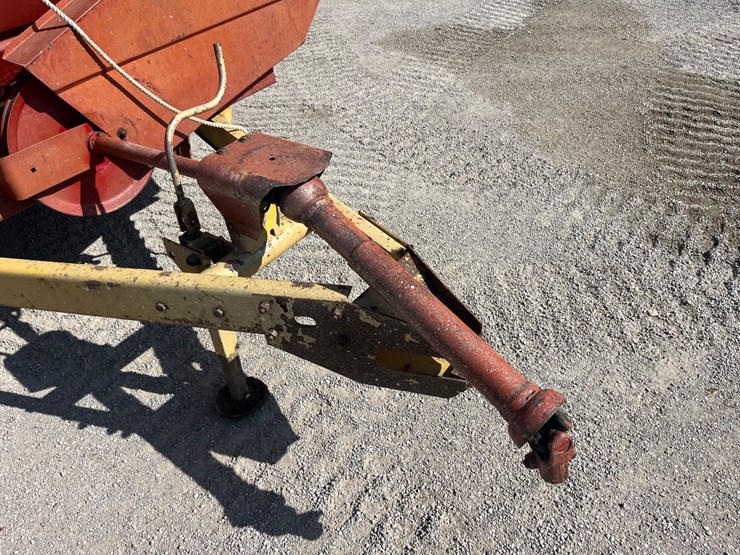 new-holland-519-image-9