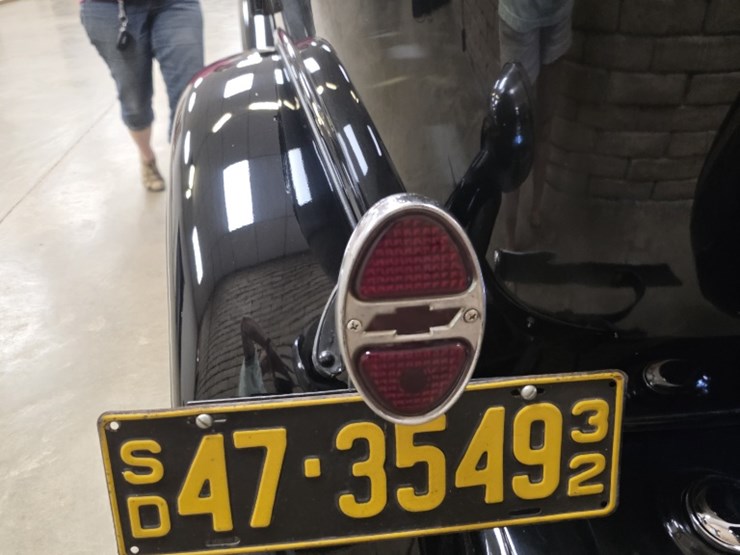 1932-chevrolet-confederate-4dr-sedan-image-18