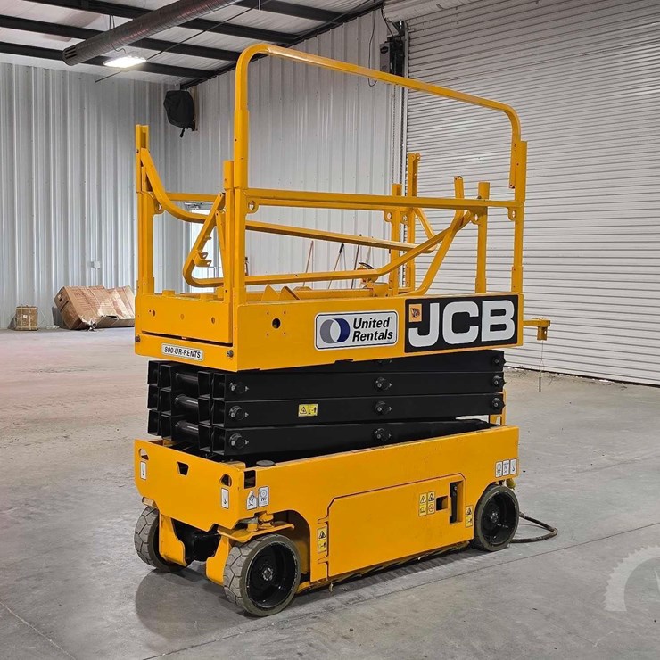 2023 JCB S1930E