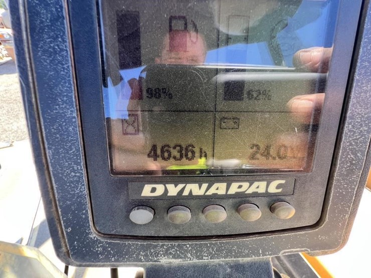 2012-dynapac-cc524hf-image-13