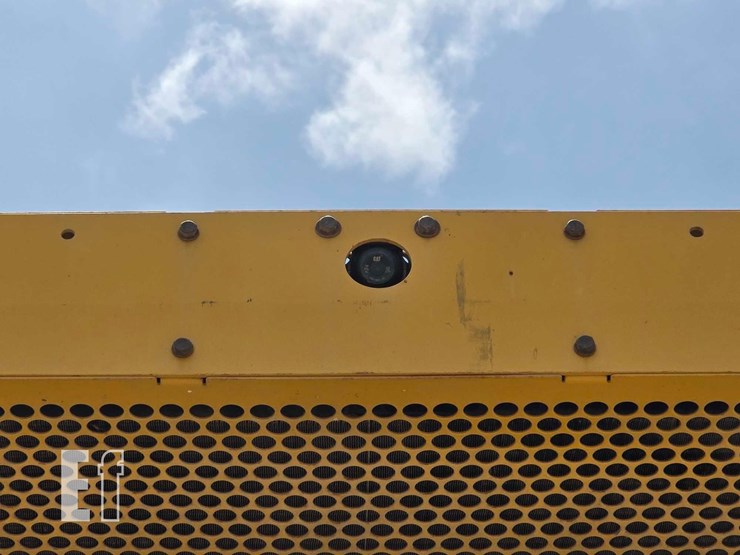 2018-caterpillar-d6t-lgp-image-23
