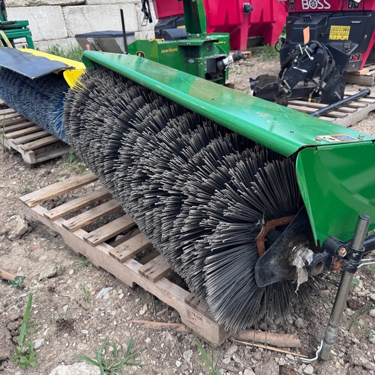 JOHN DEERE 52