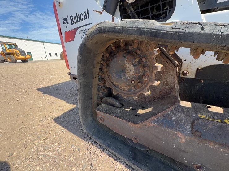2017-bobcat-t650-image-16