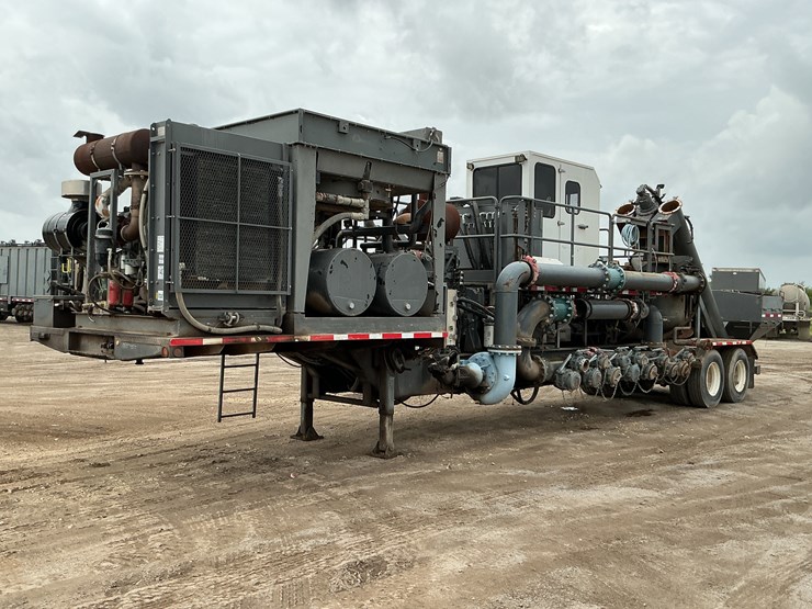 2012-cummins-qsx15-image-1
