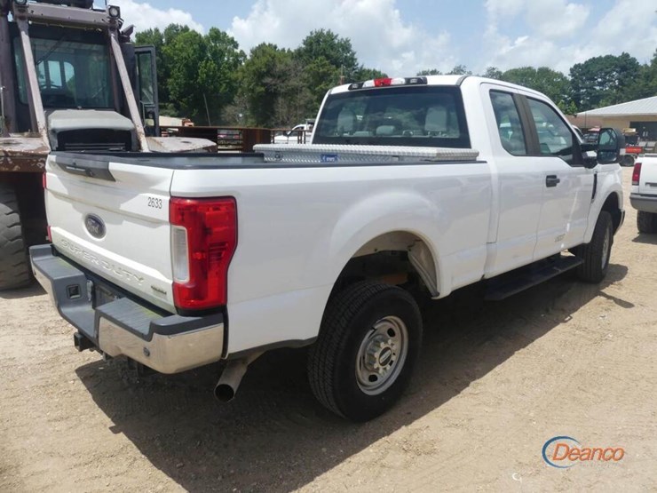 2017-ford-f250-image-2
