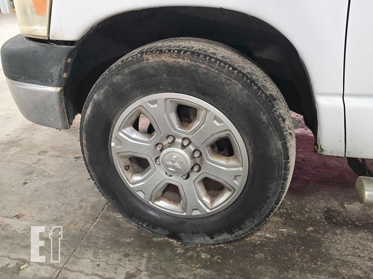 2008-dodge-2500-image-18