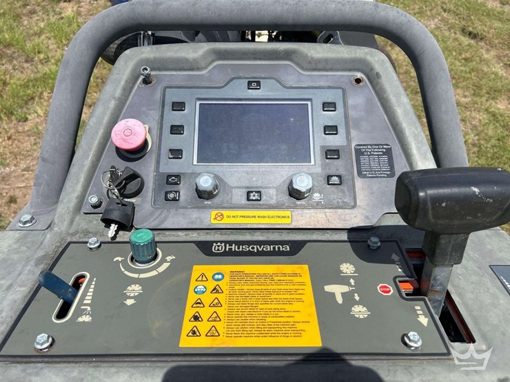 2021-husqvarna-fs5000d-image-8