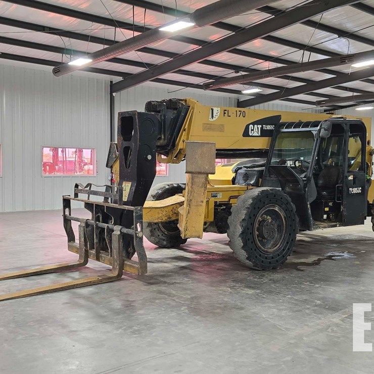 2013 CATERPILLAR TL1055C