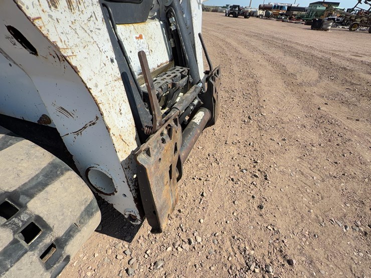2017-bobcat-t650-image-24