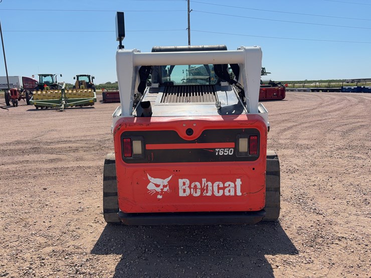2017-bobcat-t650-image-6