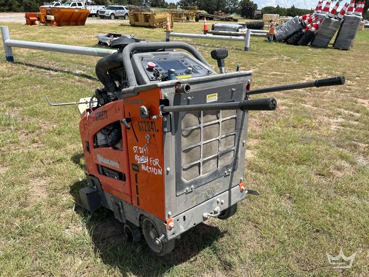 2021-husqvarna-fs5000d-image-4