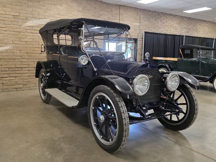 1913-cadillac-model-30-touring-car-image-1