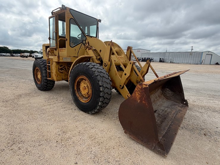 1968-caterpillar-950-image-3