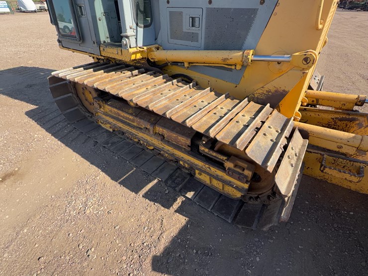 2002-komatsu-d38p-dozer-image-20