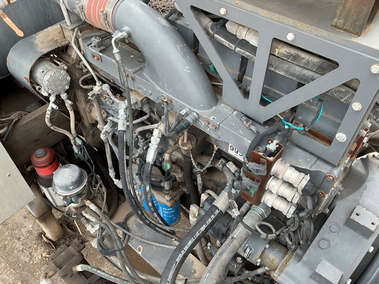 2012-cummins-qsx15-image-14