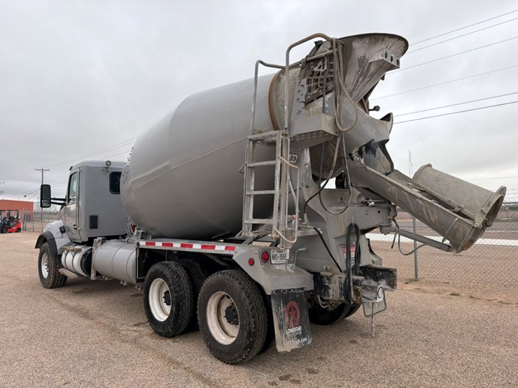 2016-kenworth-t880-image-11