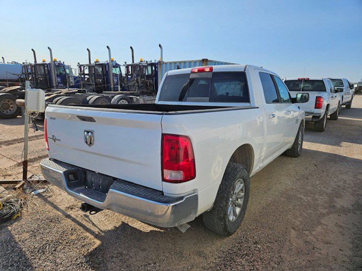 2016-dodge-ram-1500-image-2
