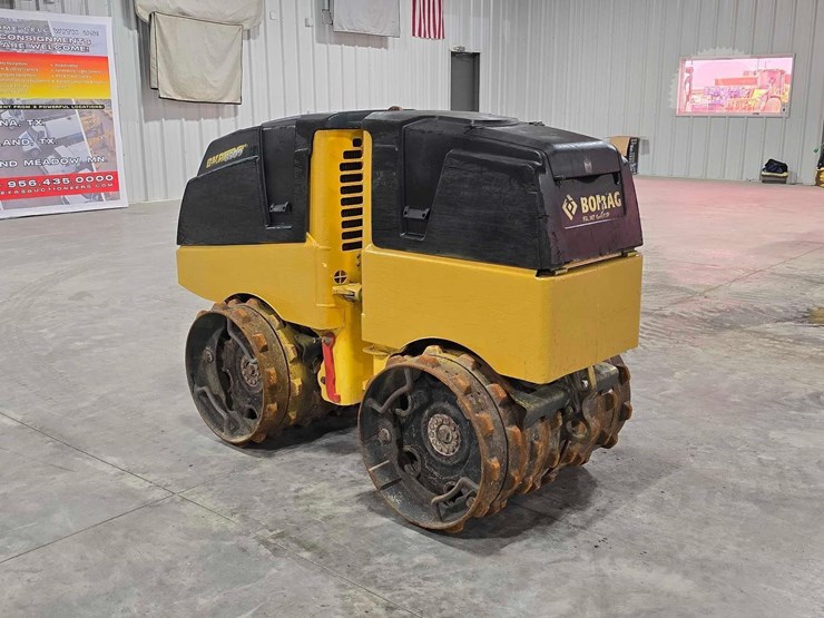 2021-bomag-bmp8500-image-4