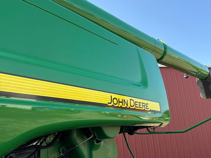 2011-john-deere-9770-sts-image-125