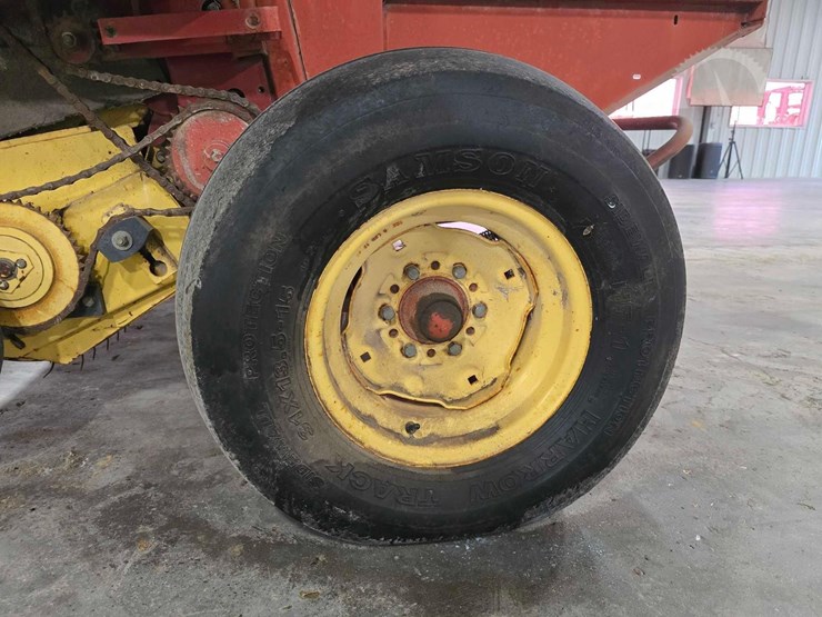 new-holland-678-image-18