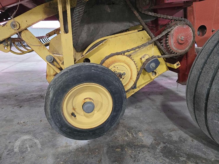 new-holland-678-image-14
