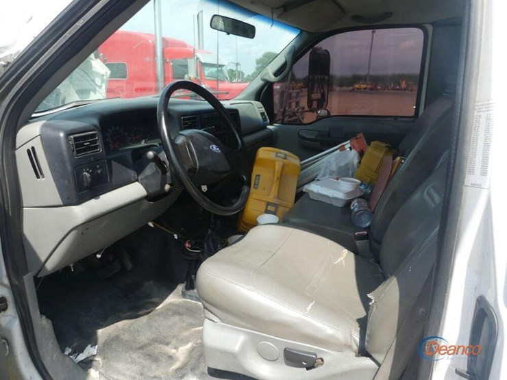 2006-ford-f650-image-13
