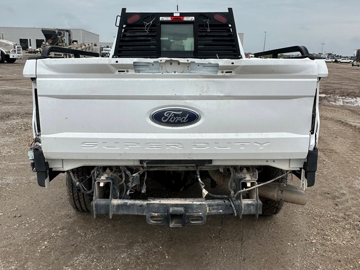 2018-ford-f350-image-6