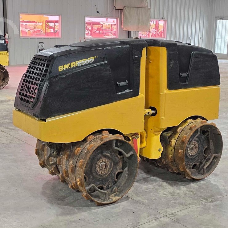 2021 BOMAG BMP8500