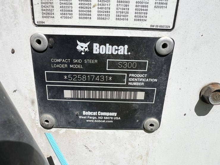 2006-bobcat-s300-image-16