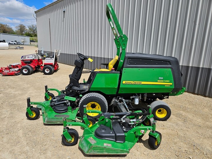 john-deere-1600-turbo-image-2