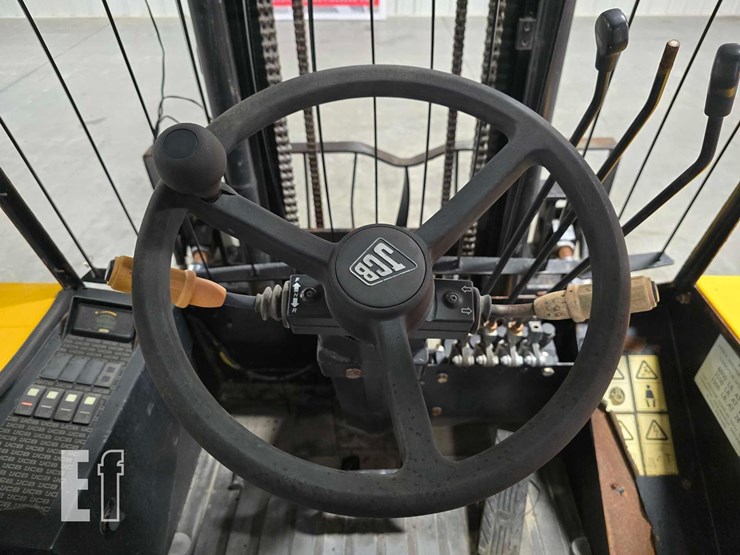 2020-jcb-930-image-14