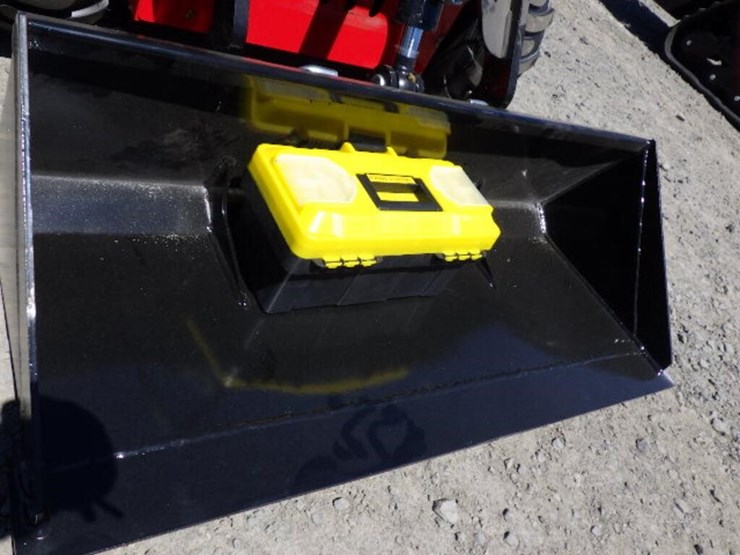 2026-sdlool-323tz-skid-steer-loader-image-5