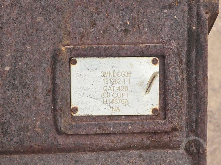 caterpillar-420-image-5