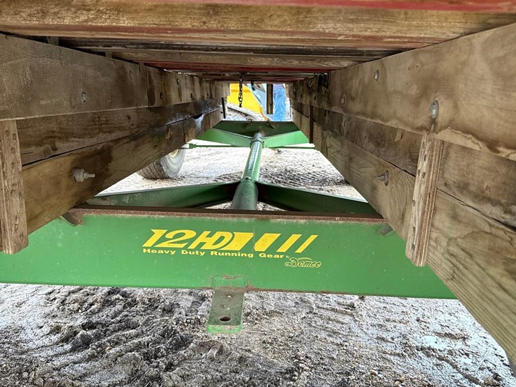 9ft-x-20-1/2ft-wooden-flatbed-w/-poly-tanks-&-pump-image-21