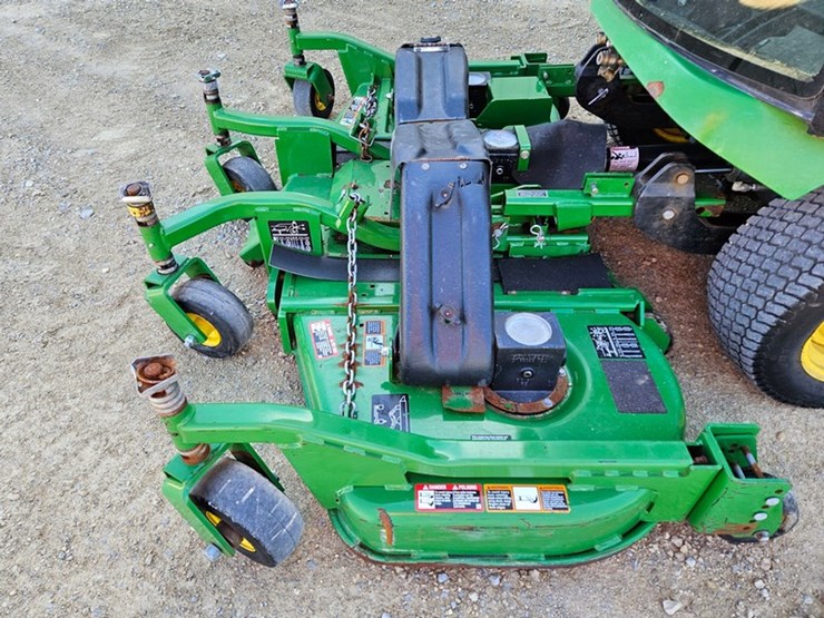 john-deere-1575-image-10