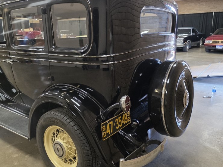 1932-chevrolet-confederate-4dr-sedan-image-10