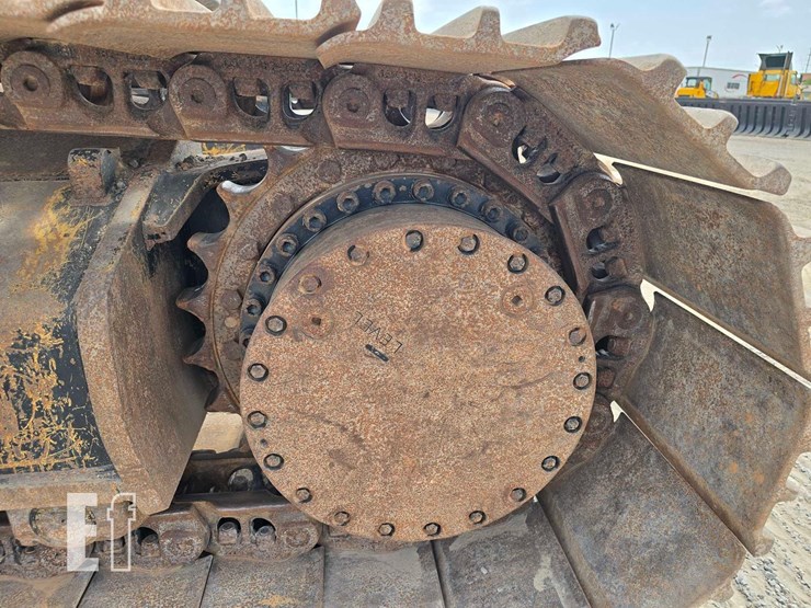2017-caterpillar-349fl-image-35