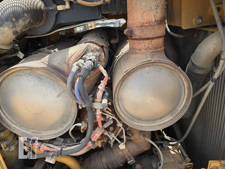 2018-caterpillar-d6t-lgp-image-24