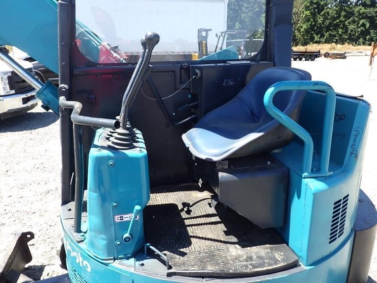 kubota-r-20p-hydraulic-excavator-image-27