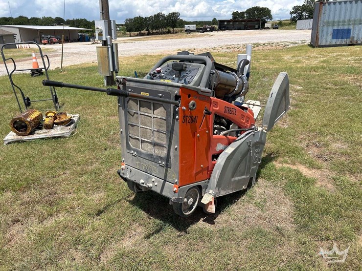 2021-husqvarna-fs5000d-image-1