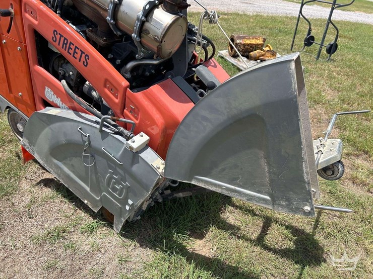 2021-husqvarna-fs5000d-image-13