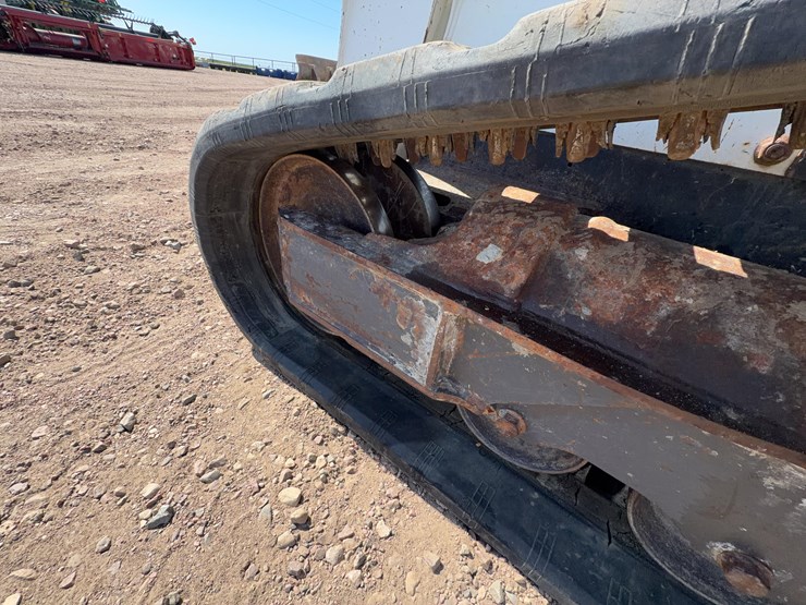 2017-bobcat-t650-image-12