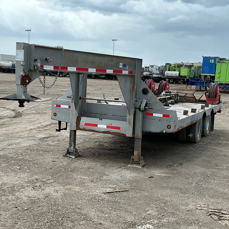 2012 UTILITY FLATBED