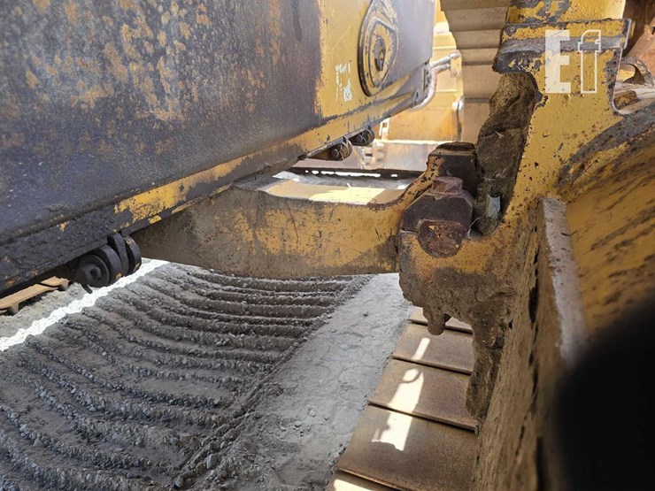 2018-caterpillar-d6t-lgp-image-41