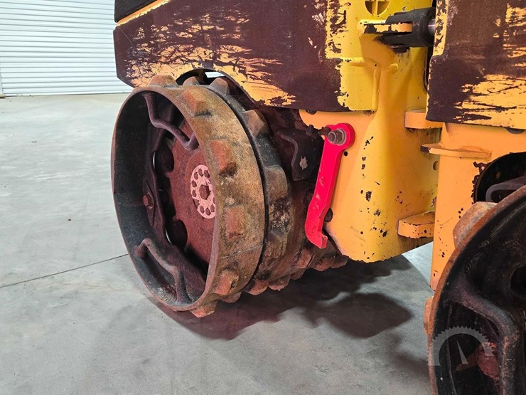 2019-bomag-bmp8500-image-12